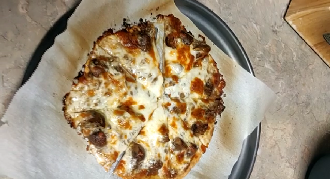 Caramelized Onion and Mushroom Pizza